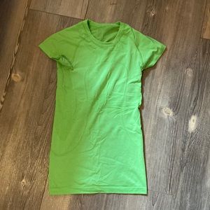 short sleeve swiftly tech